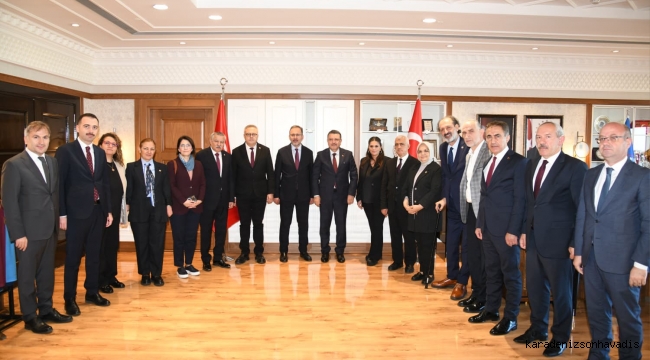 TBMM heyeti Büyükşehir Belediyesi’ni ziyaret etti