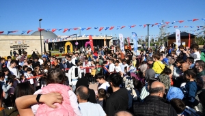 TRABZON'DA BİLİM ŞENLİĞİ SÜRÜYOR