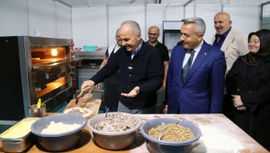 VALİ BAYDAŞ VE BAŞKAN METİN RİZE GASTRONOMİ GÜNLERİNİ ZİYARET ETTİ