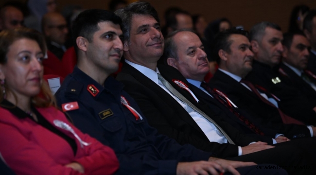 24 Kasım Öğretmenler Günü Kartepe'de Coşkuyla Kutlandı