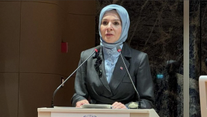 Bakan Göktaş: Aileyi yeniden merkeze almak küresel bir sorumluluk