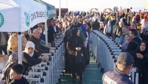 Çayeli Belediyesi 3. Hamsi Festivali Coşkuyla Gerçekleşti