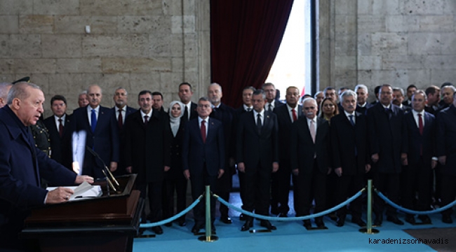Cumhurbaşkanı Recep Tayyip Erdoğan ve devlet erkanı Anıtkabir'de