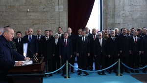 Cumhurbaşkanı Recep Tayyip Erdoğan ve devlet erkanı Anıtkabir'de