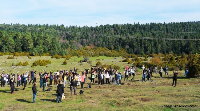 Doğaseverlerin bu haftaki rotası Karagöl ve Sultanpınarı Yaylası oldu