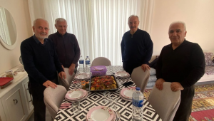 Dünya ev arkadaşları günü için 42 yıllık dostlardan öneri