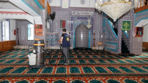 Ferizli'de Camilerde Temizlik Seferberliği