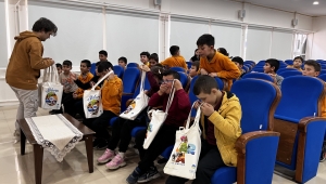 Taraklı’da “Çok Bilmiş İbiş” gösterisi büyük ilgi gördü