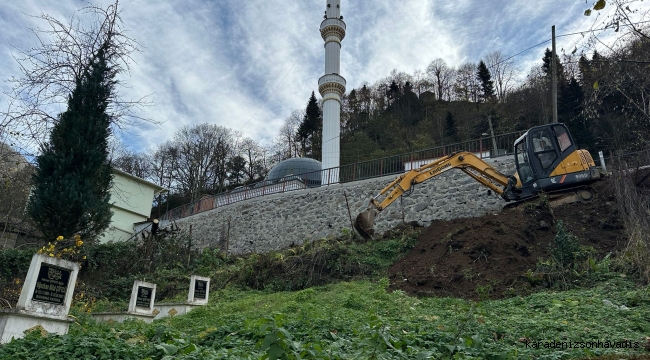 TRABZON BÜYÜKŞEHİR TAŞ DUVARLARLA GÜVENLİ YOLLAR OLUŞTURUYOR