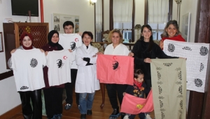 Atatürk Odaklı Tahta Baskı Atölyesinde Anlamlı Anlar