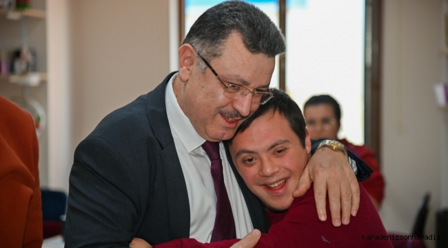 BAŞKAN GENÇ’TEN ENGELLİLER GÜNÜ MESAJI