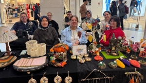 Engelsiz Hobi Atölyelerinin el emeği ürünleri Agora AVM’de sergilendi