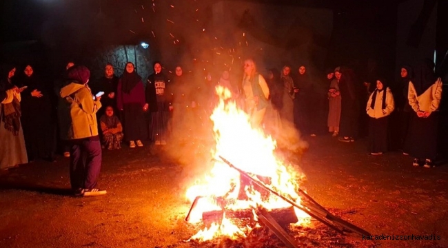HAFIZLIK ÖĞRENCİLERİ GENÇLİK KAMPINDA MORAL TOPLADI 