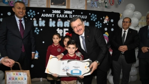 BAŞKAN GENÇ, KARNE HEYECANINA ORTAK OLDU