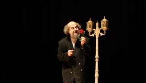 “Carmen” tiyatroseverlerden alkışları topladı