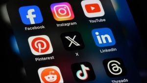 İngiltere'de 16 yaş altına sosyal medya kısıtlaması gündemde