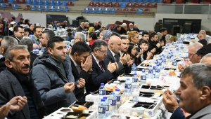 BAŞKAN GENÇ’TEN ÇARŞIBAŞI’NDA GÖNÜLLERE DOKUNAN BULUŞMA