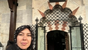 Deniz Özbakır'dan Berat Kandili Mesajı