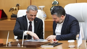 Başkan Alemdar ve Bakan Yardımcısı İnan ‘sanayi dönüşümünü’ görüştü