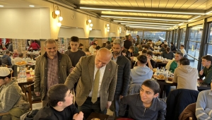 Çayeli Belediyesi Genç Hafızlar ve Öğrencilerle İftarda Buluştu