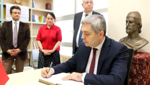 Gürcistan Ankara Büyükelçisi'nden RTEÜ'ye ziyaret