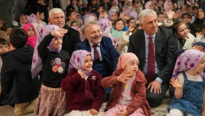 OF'TA ÇOCUKLAR TEKNE ORUCU ETKİNLİĞİNE AKIN ETTİ