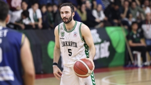 Basketbolda yarı final heyecanı başlıyor: Tüm gözler Atatürk Spor Salonu’nda