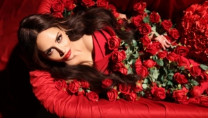 İPEK ÖRS ARABESK ŞARKI YORUMLAMAK BİR AYRICALIKTIR