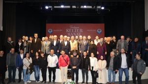 Mete Yarar'a Trabzon'da büyük ilgi 