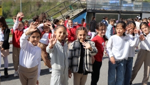 Minikler Ayçiçek Vadisi’nde dolu dolu bir gün yaşadı