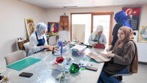 Rize Belediyesi’nden kadınlara çok boyutlu eğitim desteği