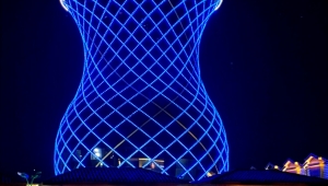 Rize otizme mavi ışık yaktı