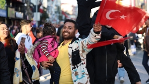 Roman Kültürü Şenliği Sakarya’da rengarenk bir şölene dönüştü