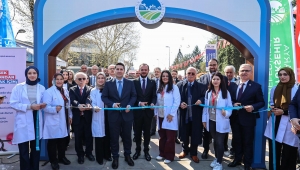 Sakarya’nın merkezine Sağlık Sokağı açıldı