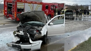 Sivas’ta korkutan kaza: 4’ü futbolcu 6 yaralı