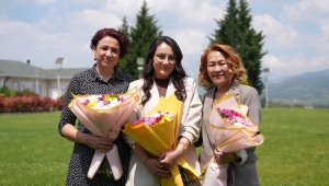 ANNELERE UNUTULMAZ SÜRPRİZ