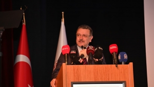 BAŞKAN GENÇ: ÜNİVERSİTELERİMİZ GURUR KAYNAĞIMIZ