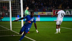 ÇAYKUR RİZESPOR SEZONU NEFES KESEN BEŞİKTAŞ MAÇIYLA KAPATTI