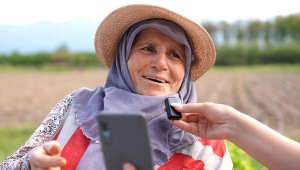 GENÇLERDEN ANNELERİNE DUYGUSAL MESAJLAR