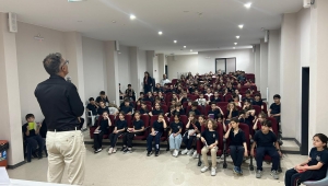 Okul sıralarında edebiyat ve ilham dolu buluşma