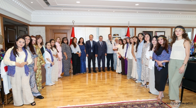 BAŞKAN GENÇ’TEN TÜRK DÜNYASINA TRABZON DAVETİ