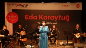 Eda Karaytuğ, AKM’de Türk Müziği’nin seçkin eserlerini seslendirdi