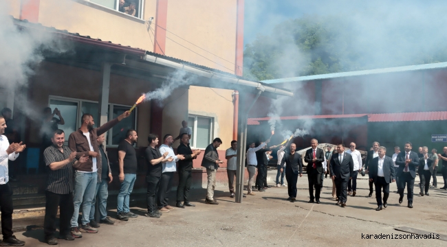 Genel Başkan Yeşil’e meşaleli karşılama
