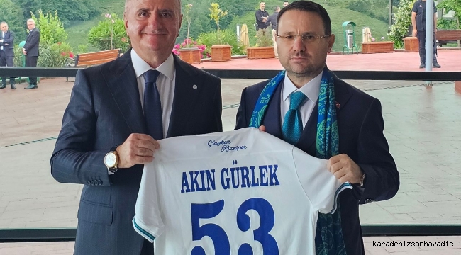 Rize’de Yeşil-Mavi Zirve: Bakan Gürlek’e Rizespor Forması!