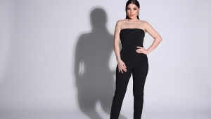 SEVDA ÖZKARAN ARABESKİN KIZI GERİ DÖNDÜ