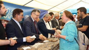TRABZON BÜYÜKŞEHİR'DEN 3 BİN KİŞİYE AŞURE İKRAMI