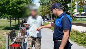 Zabıtanın uyarısı sigarayı bıraktırdı