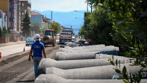 Arifiye Atatürk Caddesi’nde altyapı mesaisi hız kazandı
