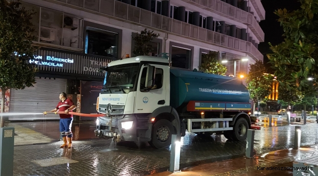 BÜYÜKŞEHİR EKİPLERİNDEN TEMİZ BİR ÇEVRE İÇİN YOĞUN ÇALIŞMA