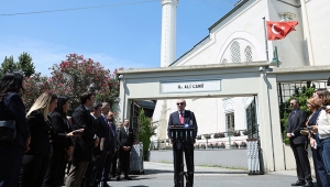Cumhurbaşkanı Erdoğan, Cuma namazını Hz. Ali Camii’nde kıldı